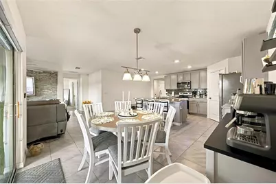 16739 Sunburst Lake Street, Wimauma, FL 33598 - Photo 23