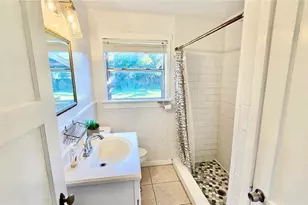 2505 13th Ave W, Bradenton, FL 34205 - Photo 7