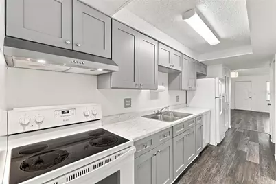 5060 76th Avenue N #105, Pinellas Park, FL 33781 - Photo 15