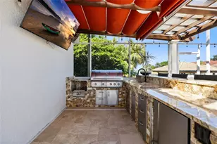 9805 Compass Point Way, Tampa, FL 33615 - Photo 69
