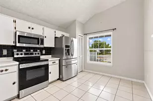 24138 Twin Ct, Land O Lakes, FL 34639 - Photo 11