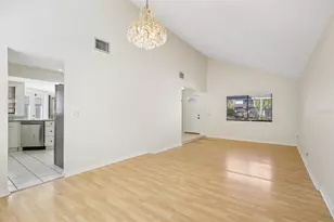 16148 Gardendale Dr, Tampa, FL 33624 - Photo 7