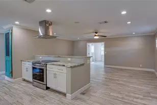12314 114th St, Seminole, FL 33778 - Photo 5