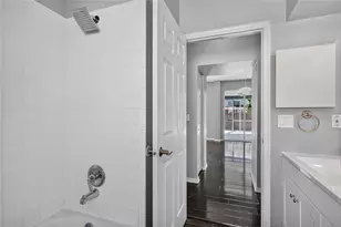 10306 Early Mist Ln, Riverview, FL 33569 - Photo 15