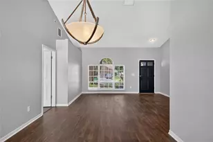 10306 Early Mist Ln, Riverview, FL 33569 - Photo 5