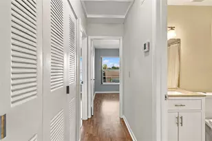 4830 Grove Point Dr, Tampa, FL 33624 - Photo 33