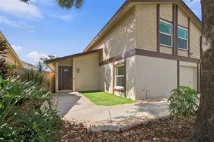 4830 Grove Point Dr, Tampa, FL 33624 - Photo 7