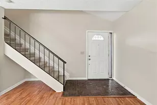 4830 Grove Point Dr, Tampa, FL 33624 - Photo 9