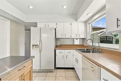 4830 Grove Point Drive, Tampa, FL 33624 - Photo 19
