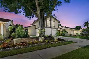 4830 Grove Point Dr, Tampa, FL 33624 - Photo 1