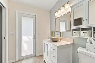 874 Pinewood Terrace W, Palm Harbor, FL 34683 - Photo 19