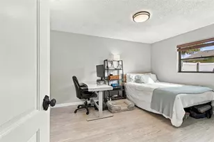874 Pinewood Terrace W, Palm Harbor, FL 34683 - Photo 23