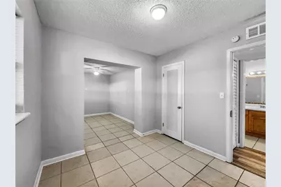 841 La Plaza Avenue S, Saint Petersburg, FL 33707 - Photo 7