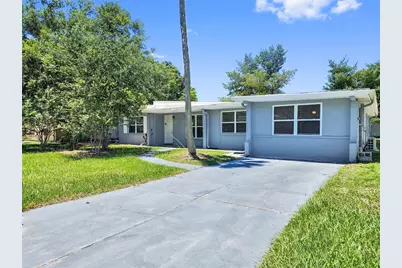 841 La Plaza Avenue S, Saint Petersburg, FL 33707 - Photo 1