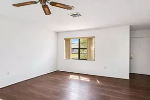 10970 Peppertree Ln, Port Richey, FL 34668 - Photo 9