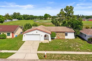 10970 Peppertree Ln, Port Richey, FL 34668 - Photo 37