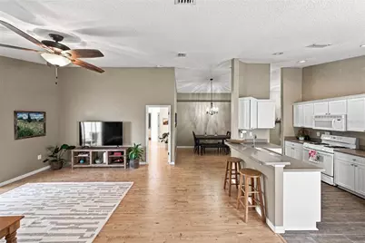 7619 Wiltshire Park Place, Apollo Beach, FL 33572 - Photo 9