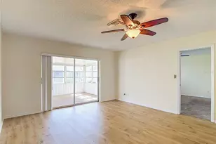 905 Bluewater Dr, Sun City Center, FL 33573 - Photo 19