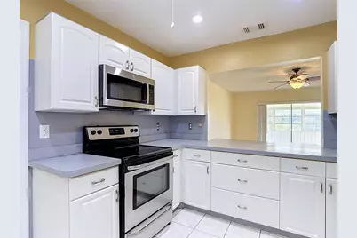 905 Bluewater Drive, Sun City Center, FL 33573 - Photo 23