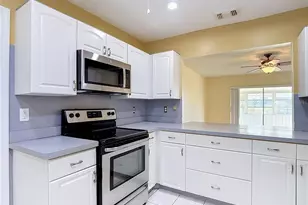 905 Bluewater Dr, Sun City Center, FL 33573 - Photo 23