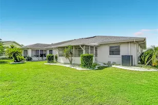 905 Bluewater Dr, Sun City Center, FL 33573 - Photo 49