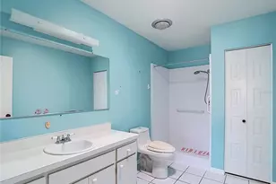 905 Bluewater Dr, Sun City Center, FL 33573 - Photo 33