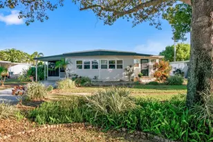 185 Lake Tarpon Dr, Palm Harbor, FL 34684 - Photo 1