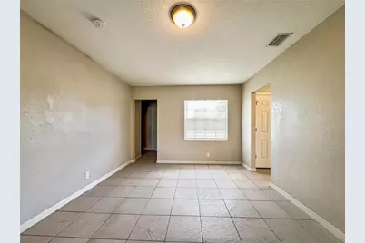 4407 Pompano Drive, Tampa, FL 33617 - Photo 3