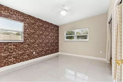 2614 W Henry Avenue, Tampa, FL 33614 - Photo 7