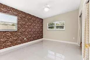 2614 W Henry Ave, Tampa, FL 33614 - Photo 7