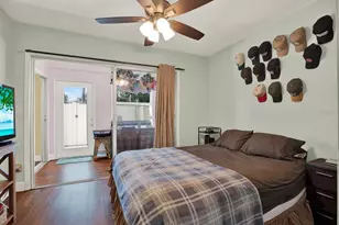 7216 Parkside Villas Dr, Saint Petersburg, FL 33709 - Photo 5