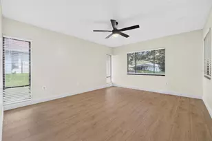 456 Lakeview Dr, Palm Harbor, FL 34683 - Photo 7