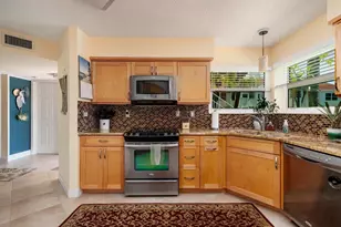 6011 Bahia Del Mar Blvd, Saint Petersburg, FL 33715 - Photo 5