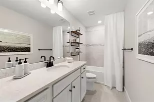 17045 Moonflower Dr, Venice, FL 34293 - Photo 3