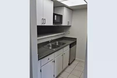 6324 Newtown Circle #24B3, Tampa, FL 33615 - Photo 15