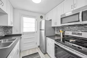 2 N Fernwood Ave, Clearwater, FL 33765 - Photo 15