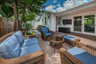 1037 18th Ave N, Saint Petersburg, FL 33704 - Photo 21
