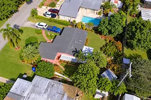 6770 McKinley St, Hollywood, FL 33024 - Photo 29