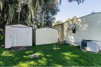 432 Lazy Lake Drive W, Lakeland, FL 33801 - Photo 29