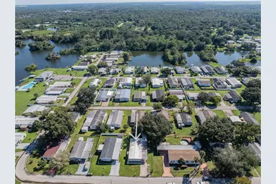 432 Lazy Lake Drive W, Lakeland, FL 33801 - Photo 5