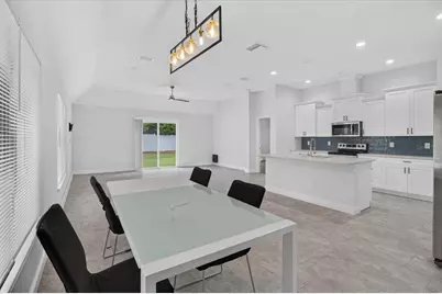 5114 Chilkoot Street, Tampa, FL 33617 - Photo 9