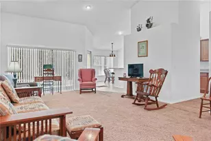 800 W Virginis, Citrus Springs, FL 34434 - Photo 3