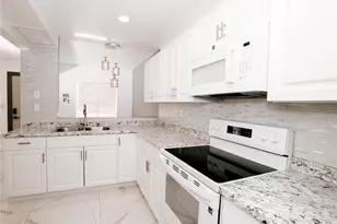 1828 Bough Ave, Clearwater, FL 33760 - Photo 23