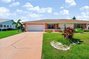 303 Green Manor Dr, Sun City Center, FL 33573 - Photo 1