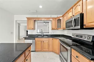 18306 Crawley Rd, Odessa, FL 33556 - Photo 11