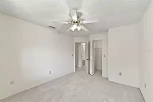 11109 Clayridge Dr, Tampa, FL 33635 - Photo 25