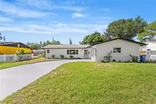 6273 20th St S, Saint Petersburg, FL 33712 - Photo 3