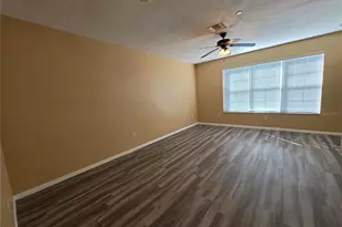 2425 Middleton Grove Dr, Brandon, FL 33511 - Photo 23