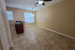 2425 Middleton Grove Dr, Brandon, FL 33511 - Photo 15