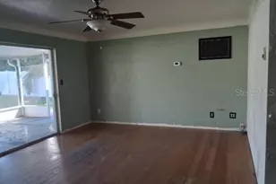 8825 113th St, Seminole, FL 33772 - Photo 9